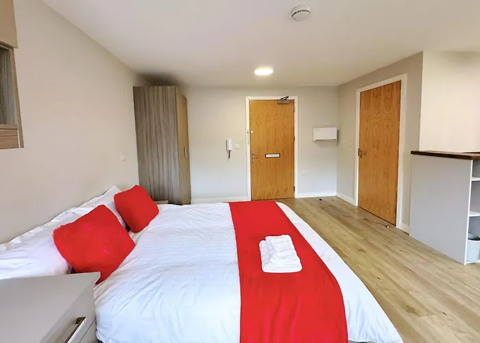 Bright And Modern Studios And Apartments At Manor Park Court Coventry