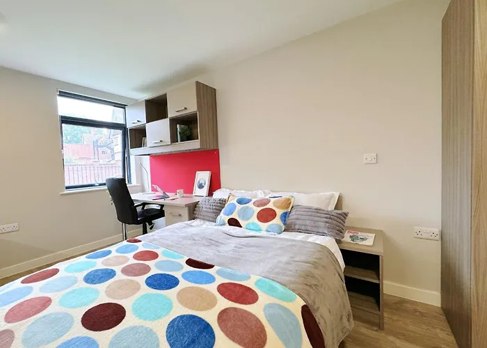 Bright And Modern Studios And Apartments At Manor Park Court Coventry