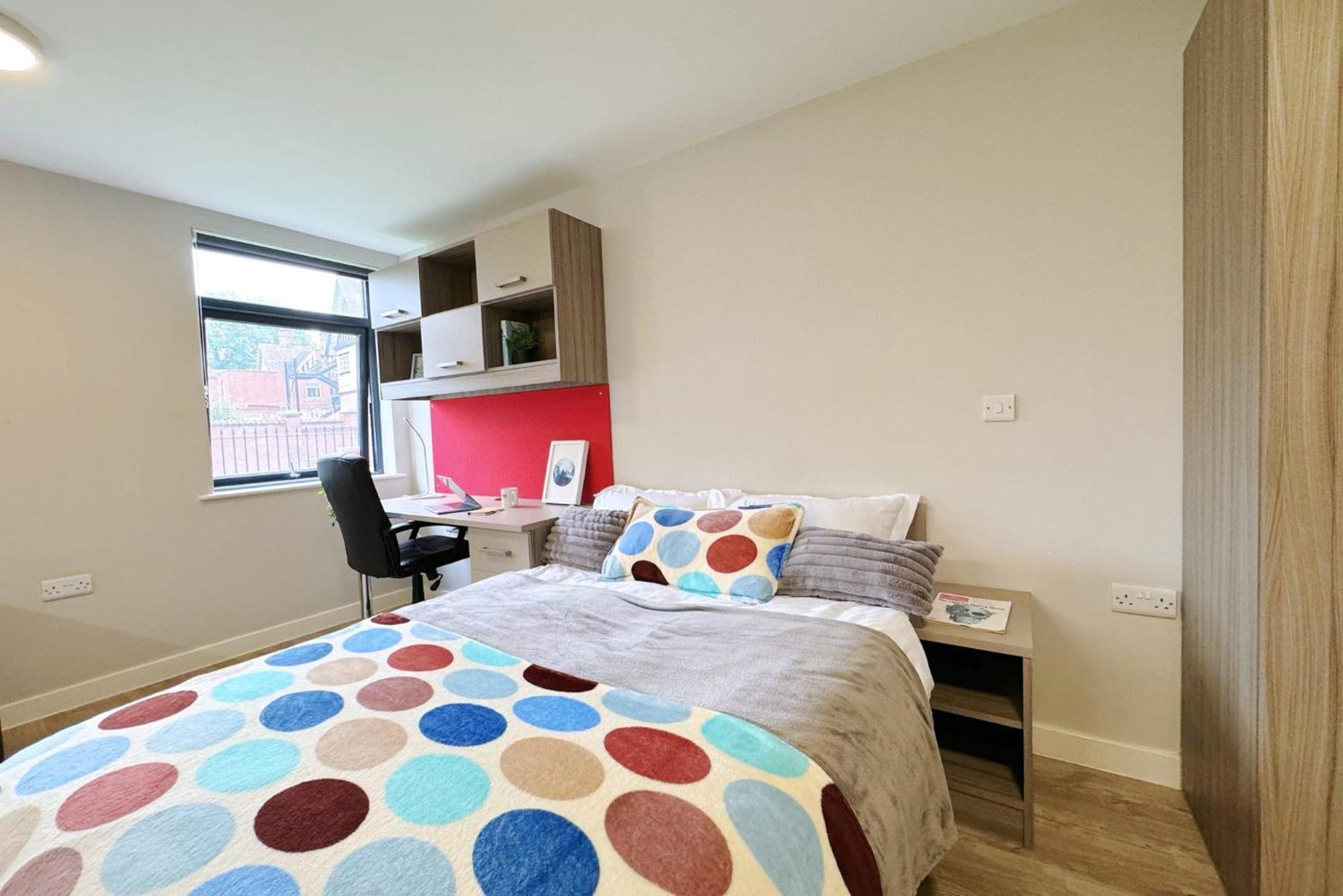Bright And Modern And At Manor Park Court * Ковентри
