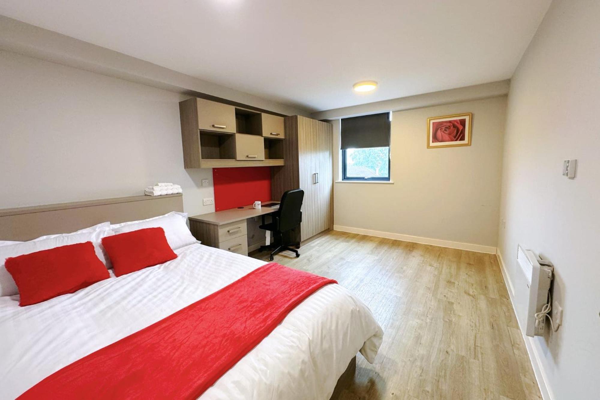 Апартаменты Bright And Modern And At Manor Park Court Ковентри